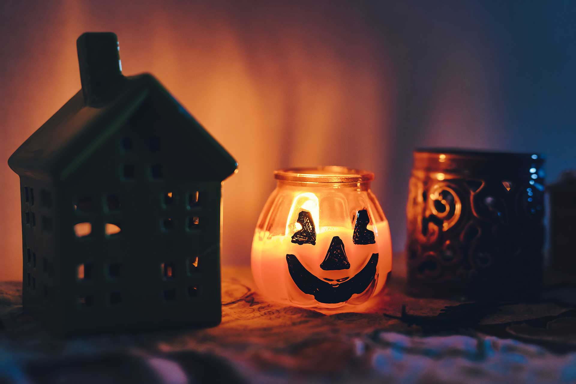 Традиции и история праздника Хэллоуин в России и мире